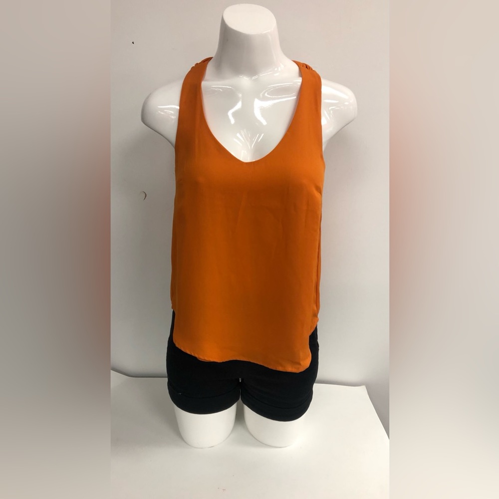 FOREVER 21 SLEEVELESS FULLY LINED racer back in size extra small